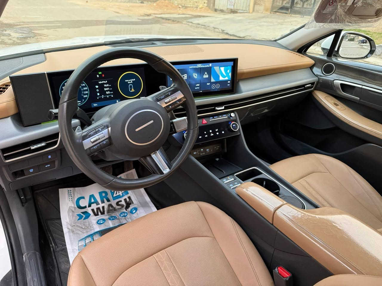 السلام عليكم
سوناتا ٢٠٢٤ 
خليجي ابيض صدفي 
بصمة 🫆 
تشغيل عن بعد
3 وضعيات قيادة
قيادة ذاتية 
عداد ديجيتال
محرك٢٤٠٠ 
٤ سلندر 
بانوراما
لايت LED
حساسات امامي خلفي 
ماشية ٢٥ الف كم
السعر 25000 وبيهة مجال
ه‍ ***********
