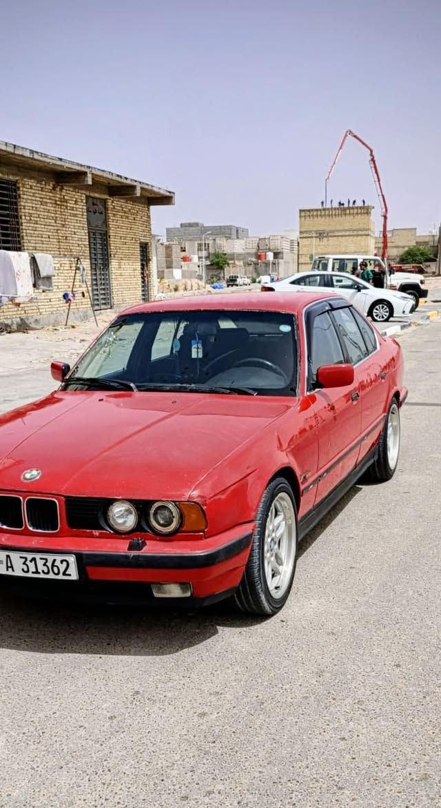 السلام عليكم بي ام كفاله عامه ما عده الصبق جماليه تخم تاير كهربايات كله شقاله حداده 100 بل /100/ سياره جاهزه ما نقصه ايي شي مكينه او كير كفاله تحويل مباشر اوتريد وكاله (السعر 57 او بيه مجال قليل ) عنوان البصره الزبير)(رقم الهاتف ***********)

