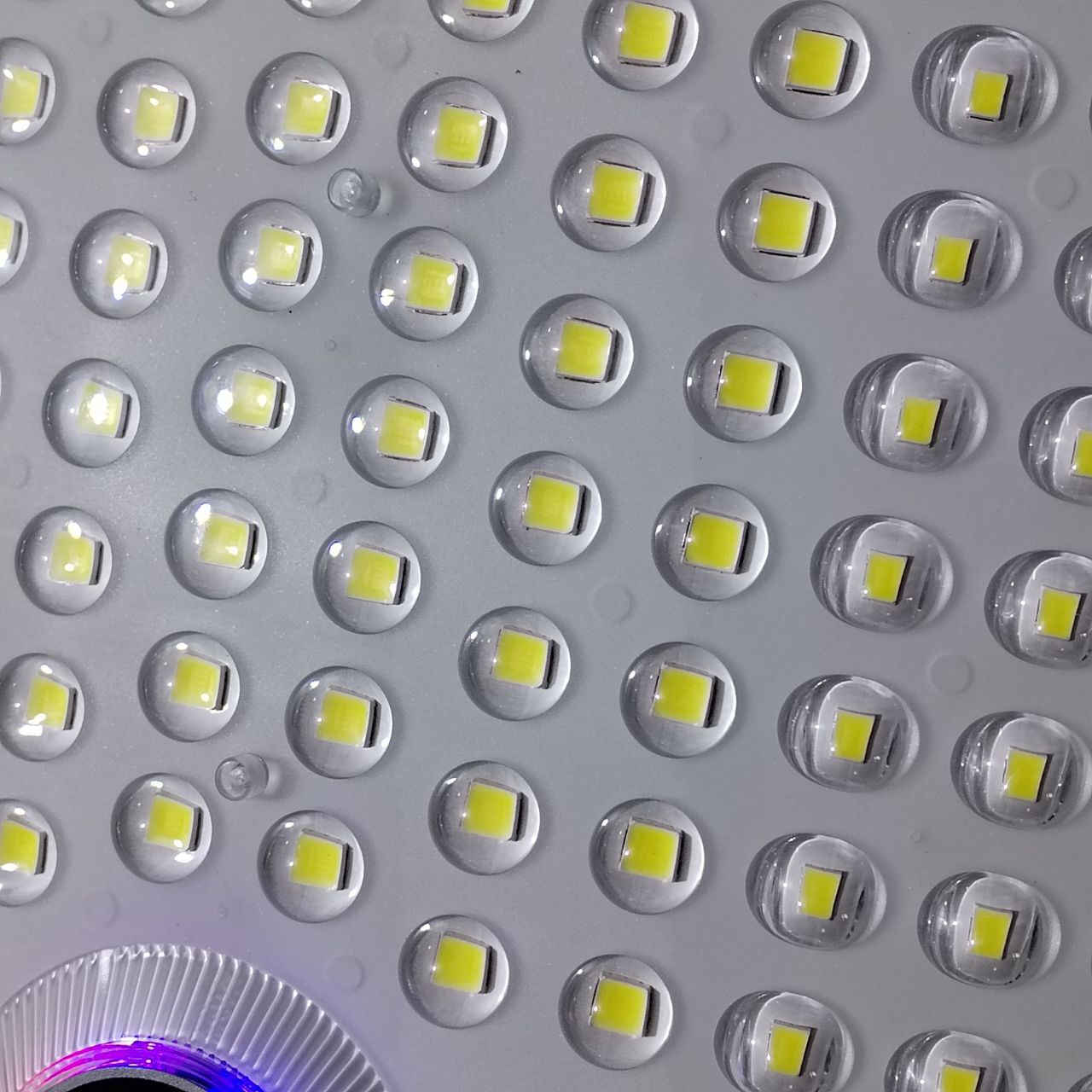 اناره طاقه شمسيه موديل مميز 
للتواصل 
واتس اب 
***********
