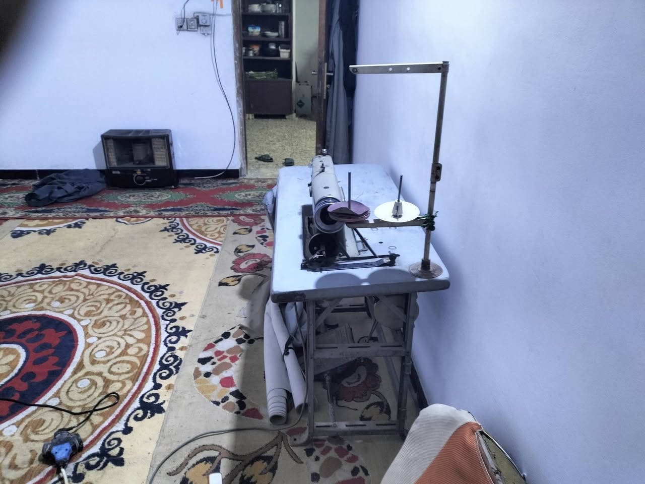 ماكينه صناعي تشتغل نظيفه للبيع هاتف ***********
