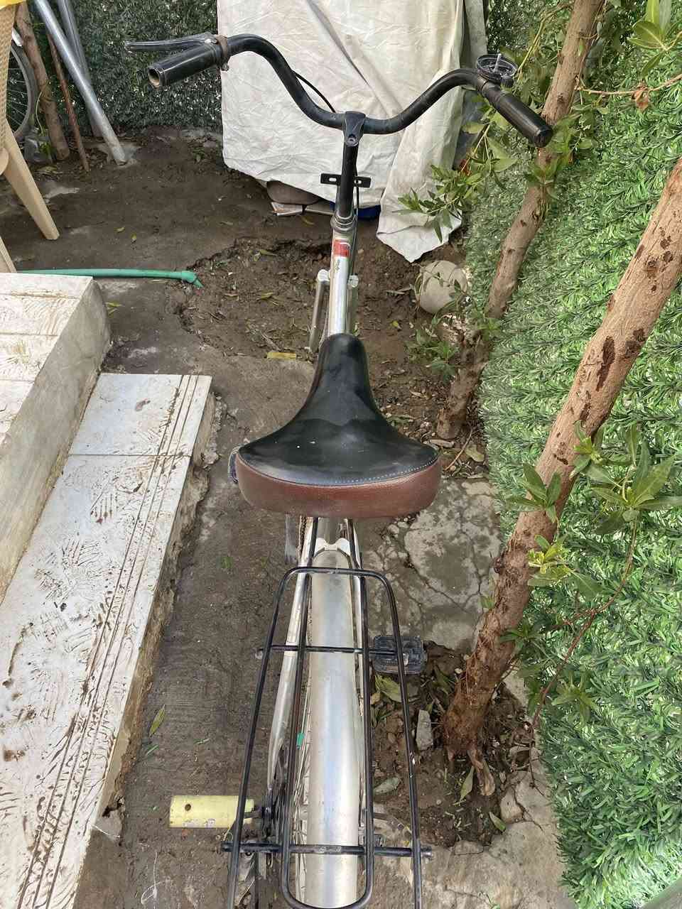 بايسكل بناتي اصلي ياباني نظيف الموقع شارع فلسطين شارع مسرح الخيمة للاستفسار ***********
