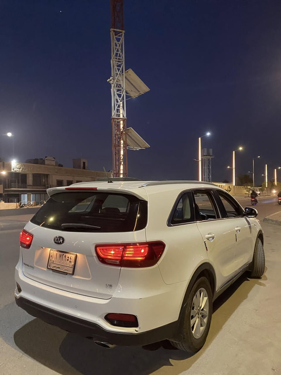 سورنتو 2019 خليجي 6 سلندر 
مكفول كفاله عامه عدا شبر صبغ بالدعاميه شاشه كامره خلفيه واماميه وحساسات خلفيه كشن جلد اشاير جانبيه ماشيه 113 الف السياره كلش نضيفه وعلى ايد وحده من الشركه لهسه للتواصل واتساب وخط ***********
