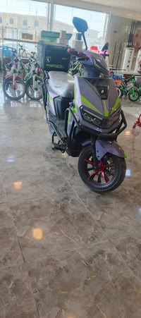 دراجة سكنس • ٦ بطاريات • موديل ٢٠٢٥/٢٠٢٦