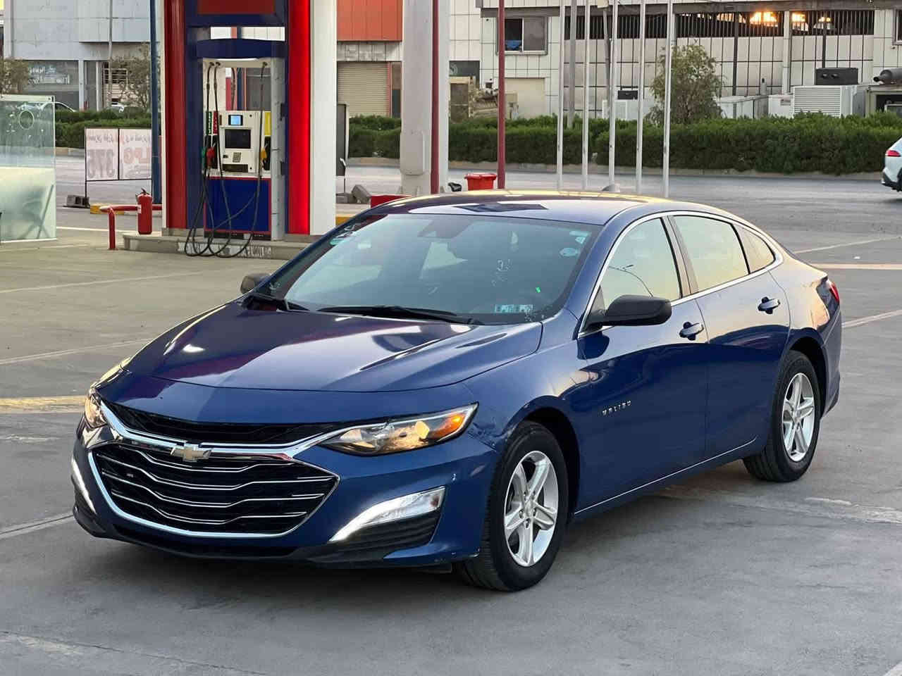 ماليبو 2023 بس بونيد صبغ بدون دواخل والشانصي ايرباك بس ستيرن طاك راجعين شريكه 

مواصفات. نص فول 

سعر 100

*********** دهوك, العراق
