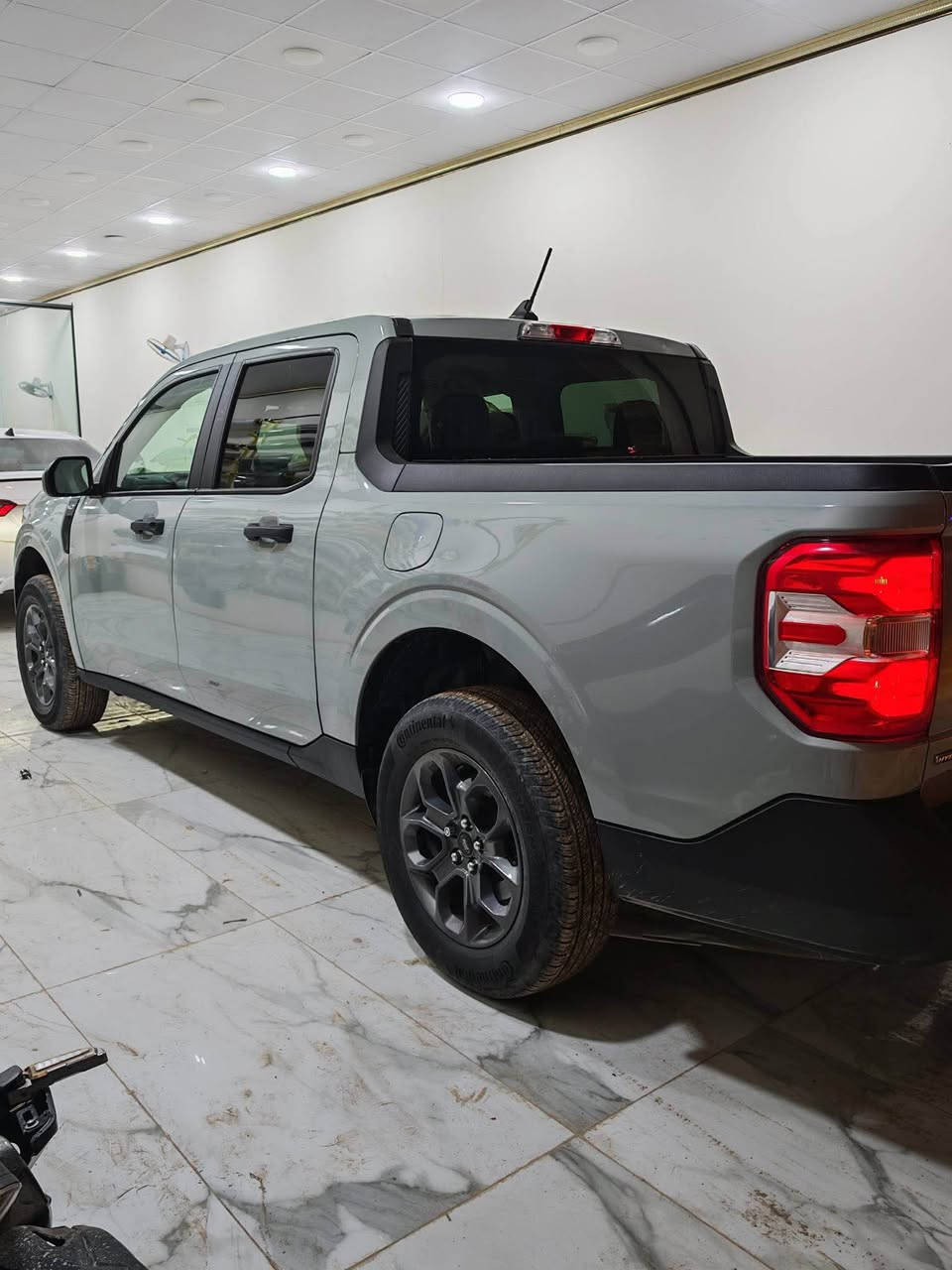 فورد مافريك مواصفات XLT
موديل 2024 
هايبرد 
شاشه 
كاميره 
سكان تحكم 
مانع تزلق 
مسار طريق 
تحديد سرعه 
رادارامامي 
رادار خلفي 
مرايا رادار
حساس خلفي 
ويلكب 
بريك بصمه 
صبخ اربع قطع بدون دواخل 
بجم كلو وضع شركه 
السياره تترقم اربيل دهوك سليمانيه 
سعر 150 ورقه 
عنوان عقره هاتف واتصاب 
*********** كورك 
اسياسيل تلفون *********** أربيل, العراق
