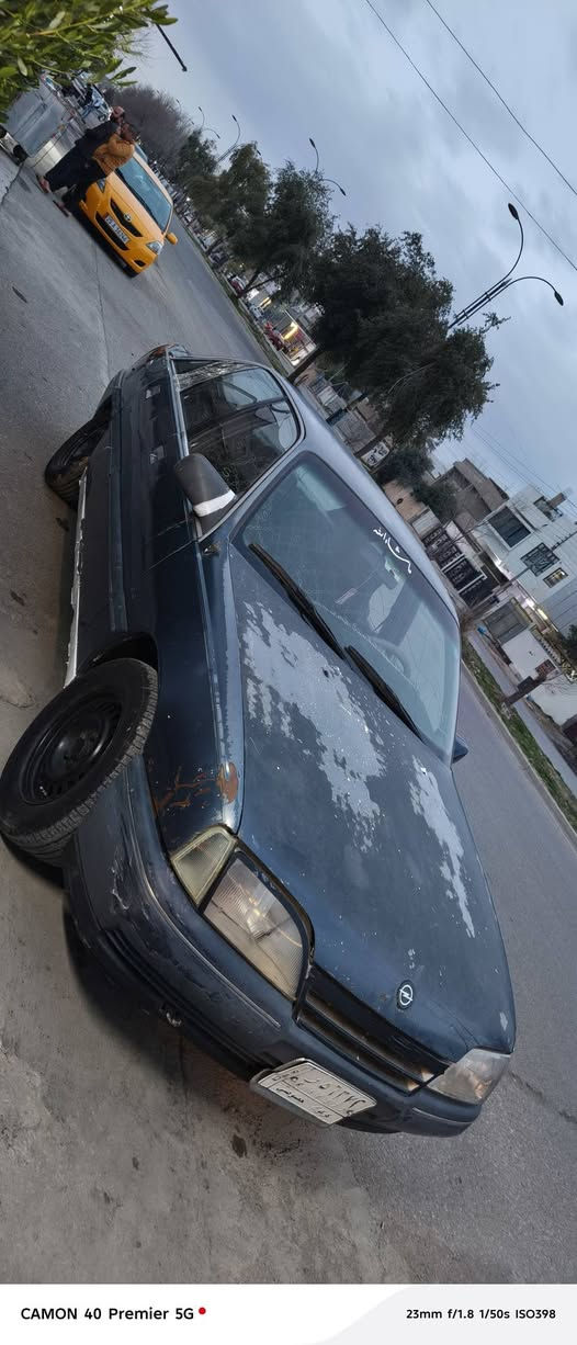 السلام عليكم أوبل اوميكا موديل 1988 رقم كركوك بسمي سنويه لل 2028  شرط التحويل جديده كل عيب مابيها كهربائيات كلها شغال كير أوتوماتيك عنوان كركوك السعر 28 الرقم *********** كركوك, العراق
