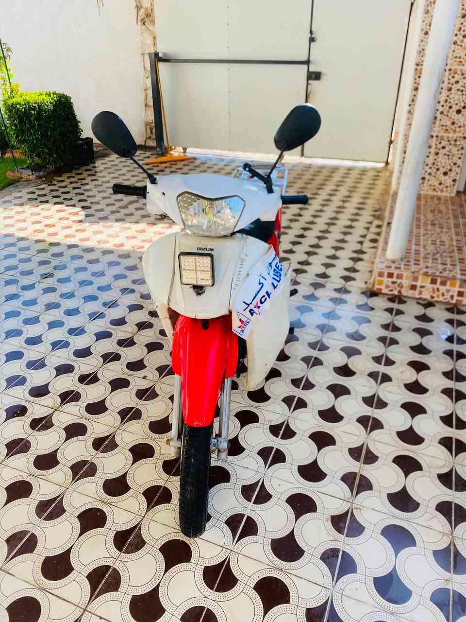 السلام عليكم البيع سرفيز   موديل 14 الدراجة مكينة ناعمة وبيهة عته بل نمرة الثانية فقط السعر 375!اتصال عل رقم *********** المو شراي اليتعبني

