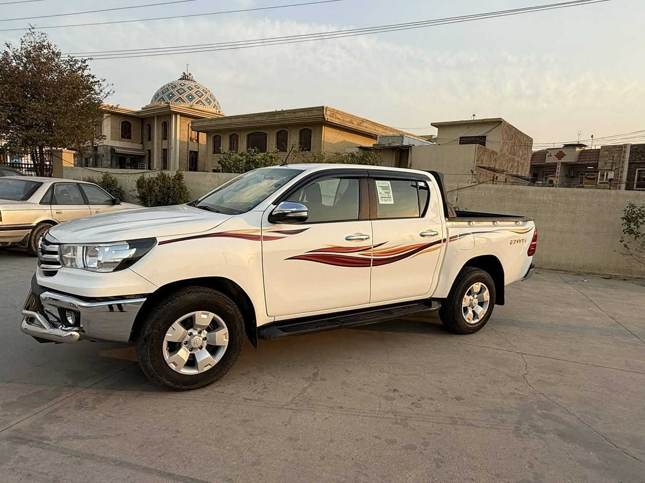 توێتا هایلۆکس2020 پـارجه  ڕەش      
 شه ريكه جیهان
 پارچە ڕەش لەسەر ساخی هیچ نییە  بۆدی نەگۆڕاوە بیلادیه     
گير مه كينه به شه رت   نه كراوه ته وه سه نه وي هه تاوه كوو2025نويه  4 تايه بؤ به ستراوه
شوێن هەولێر 
  ***********
