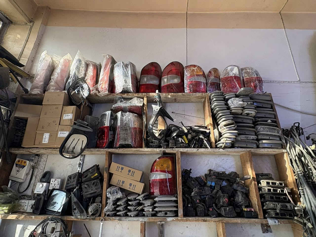 سلام عليكم متوفر غراض ابريجو ومنغولي شتريد موجود مال كصه وجديد غراض كله جديده شتردون ابخدمتكم مكاني حله طريق العلويه شريفه ***********.   ***********
