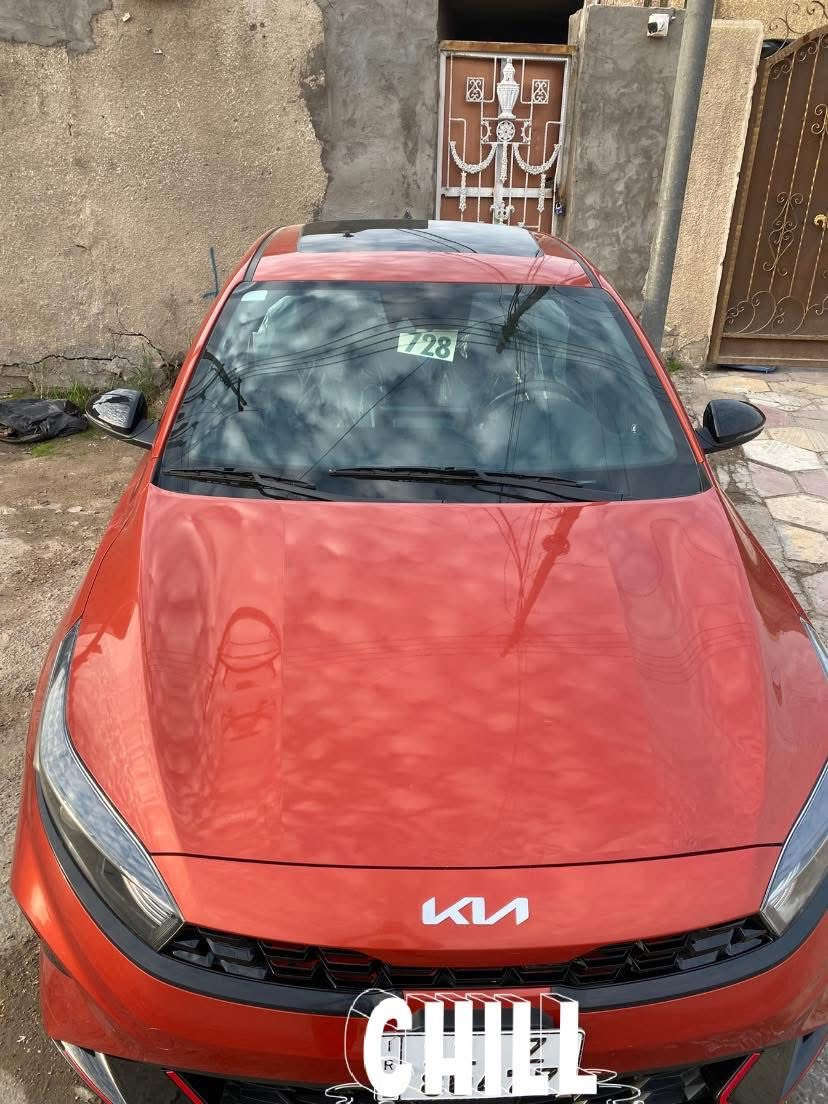 السلام عليكم شباب كيا فورتي موديل 24 لبيع
موصفات فول جيتي لاين فتحه بصمه شاشه تحكمات

لون مشمشي محرك 2000 دوش ماشيه 13 حقيقي 

صور حادث داخل منشور بدون تبديل بدون صبغ شرط 

حادثه بارد جاملغ وحافه بنيد وبيه داير جاملغ بارد شي بصيط  ايرباك راجع شركه سعر 163 وبيه مجال بصيط  مكان بغداد الرقم ***********
