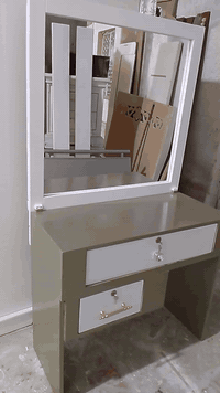 معرض سليم
غرفة نفر كويتيه إيطاليه كنتور بابين قاطين 
ميز مرايه. كومدي   سرير نفر السعر 350 ألف 
قفل من الأخير عنوان داخل المنشور 
***********
