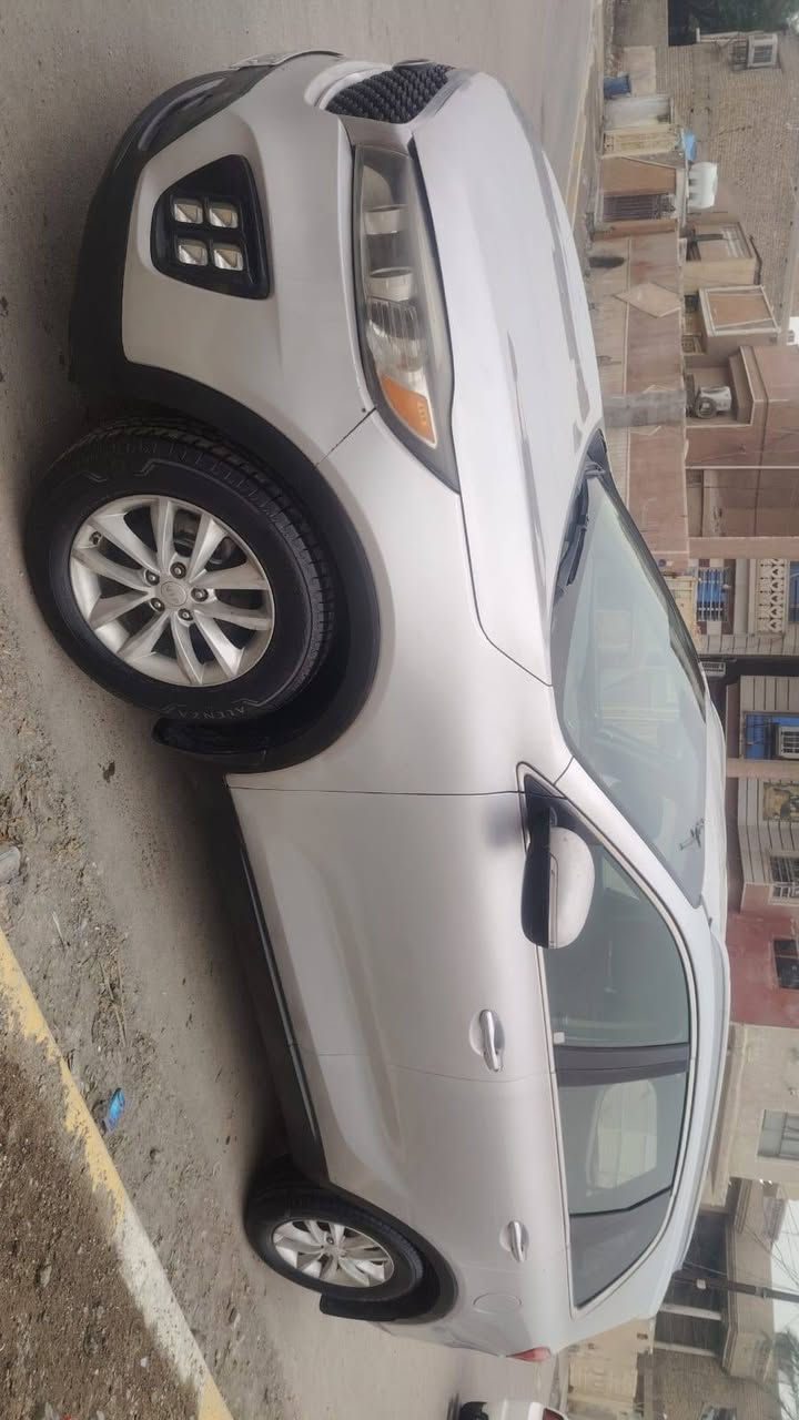 سلام عليكم ورحمة الله وبركاته عندي سورنتو البيع 2016 رقم بغداد عارضه 145 وبيه شويه مجال حادث جاملغ وبنيد الباقي بدون فتح بيه رشات صبغ بدون دواخل حساسات بل دعاميه خلفيه وأماميه 4 سلندر 5 راكب والكشن لاخير مشيول  داخل حلو مرتب ولا شگ ولا شخط ولا وصخ كير محرك حداديه خيرمن سياره جديده معنه كلمه الله سياره ما متعوبه سياره جديده مكان سياره بغداد الشعب خلف محطة سما بغداد ***********
