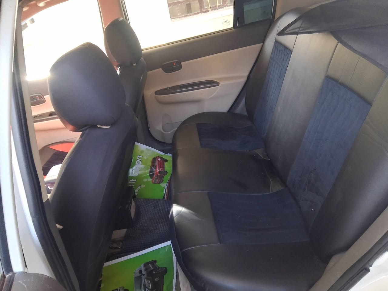 السلام عليكم 

اكسنت  خليجي منغولي موديل 2010

فول فتحه 

مكينه 1600

تخم تاير جديد 

صدر جديد 

سياره ما بيه أي نقص 

بيهة صبغ داير الجاملغ خلفي وشويه من باب موجود سونار بل منشور 

سياره   تحويل مباشر

هزه وبراد جديد 

السعر 105

الشراي يتصل ***********

عنوان بغداد ناحية الرشيد
