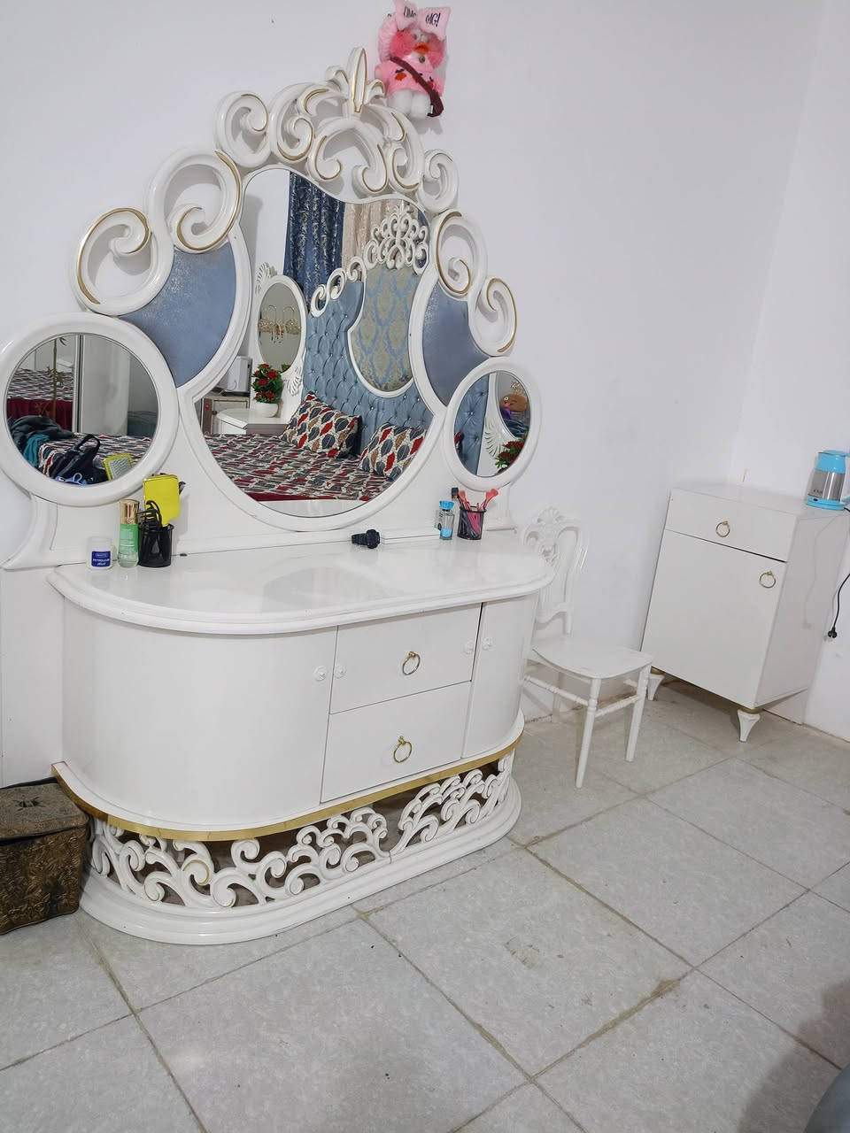 سلام عليكم غرفه إيطالي البيع جديدة
السعر 850 وبيها مجال 
***********
