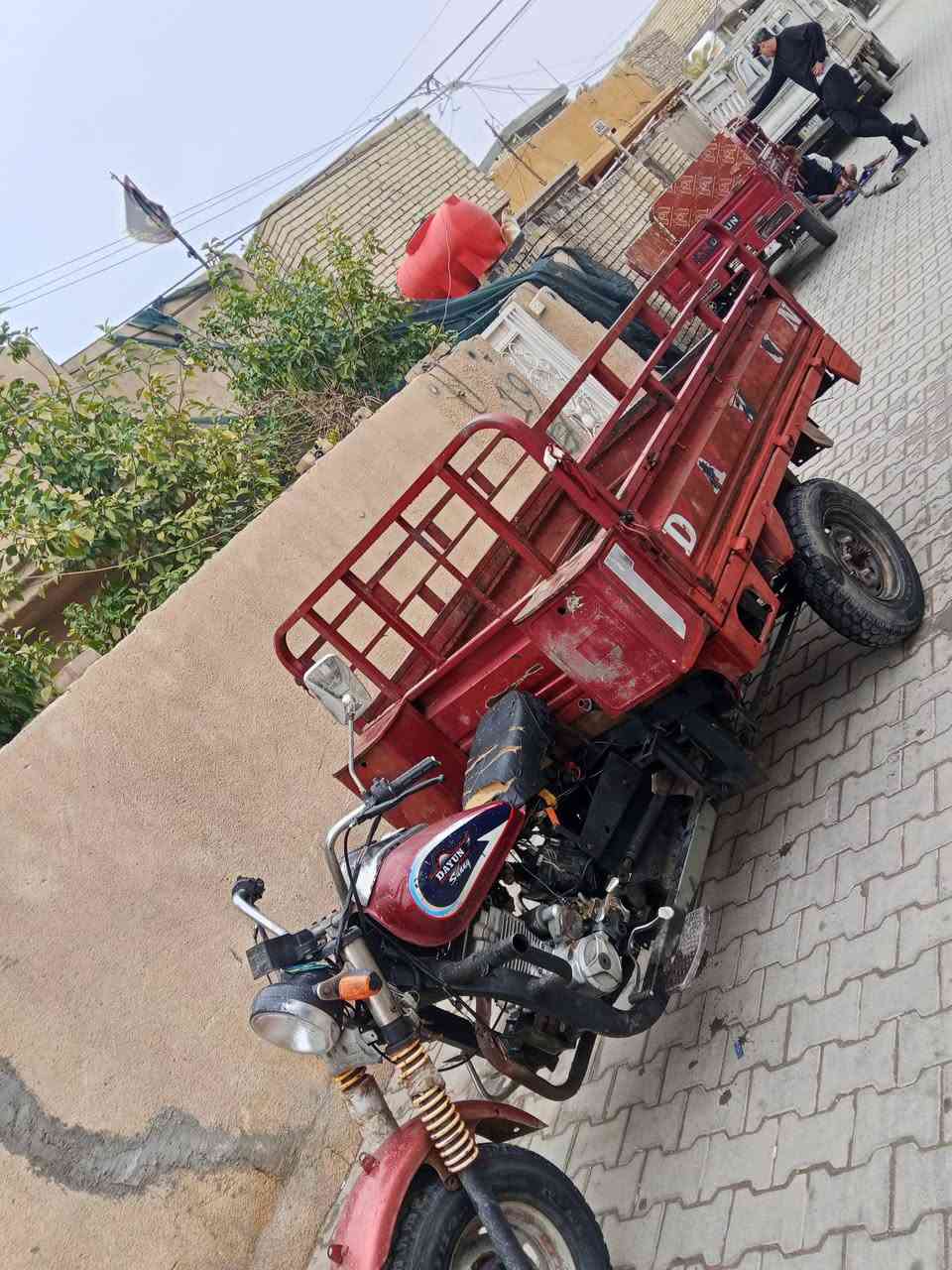 سلام عليكم ستوته للبيع موديل 2016 ستوته خير من الله محرك مكفول من تنقيص وتبخير شاصي  مكفول بس عوزهة ادامه كهربائية باتري جديد من الصبح بلبرد نص هندر ستوته مال شغل ومناسبه للمتعففين المكان بغداد الشعله شارع 60 الدوانم الرقم السعر علا التصال ***********  ولشراي بي خير ويدلل
