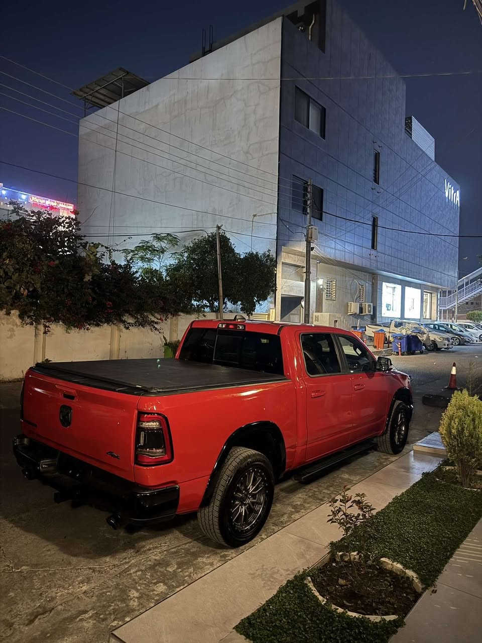 السلام عليكم ورحمة الله وبركاته من رخصه ادمين رام لارمي فول فول رقم سليمانيه رقم سليمانيه ب اسمي ٢٠٢٢ ماشي ٢٢ الف سياره حيزام بدون دواخل *********** سعر قفل ٢٨٠$
