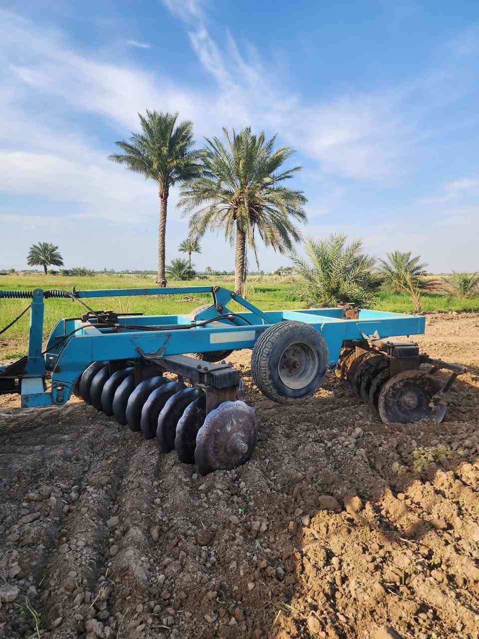 دسك تركي ٢٤ للبيع مكان واسط صويرة  للاستفسار الاتصال ***********
