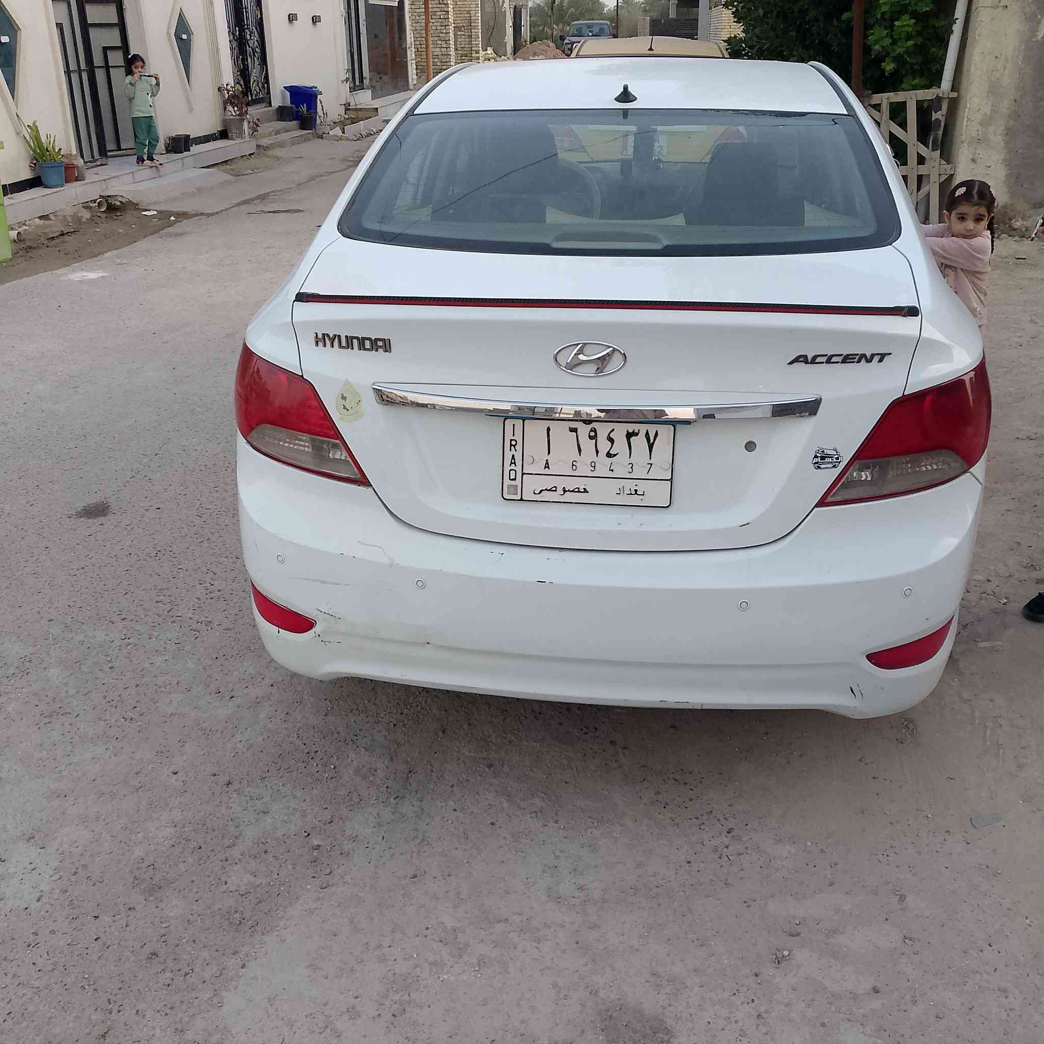 سلام عليكم اكسنت خليجي موديل 12 سياره فول مواصفات مكينه 1600دوش قطرتين كبر ومكينه حاويه بجيس بيها قبق جنطه تبديل نفس لون بدون اي ضرر وليها جاملغ امامي صبغ بدون اي ضرر داخلي طخه دراجه ونصبغ سياره مدوشمه كامله مكمله كبل لشارع سعر 92 وبيها مجال مكاني بغداد الدوره ***********
