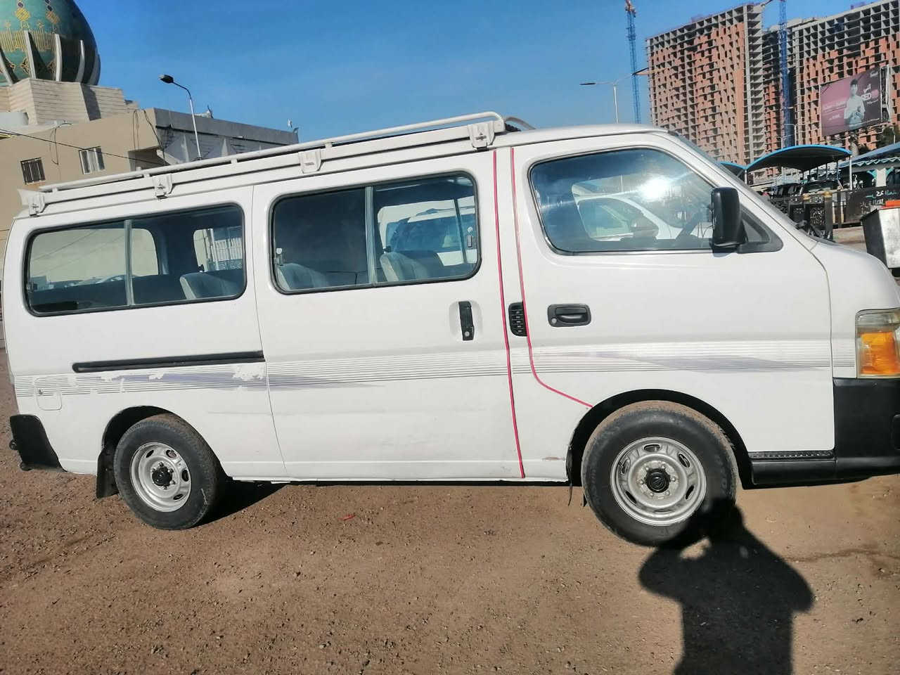 نيسان 2010 للبيع بيه صبغ صفحة طويلة وباقي مكفول السعر 120 وبيه مجال فقط اتصال على *********** أو ***********
