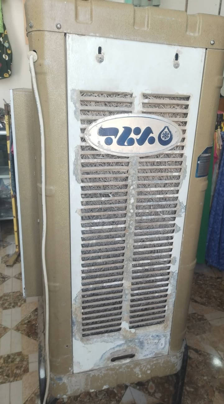 مبردة بلاديه مو عمل بنكة حديد مو سربس فقط اتخلي ماي وشغل واتر بام ابو الضمان حلفة نظيفه فقط موزع الهواء عاطل لان هو حديد دفع الهواء كلش قوي وبعيد سعره ٩٥ الف وبيه مجال بسيط استفسار خاص


**إذا كنت صاحب هذا الإعلان وتريد حذفه لأي سبب، رجاءا أرسل رسالة إلى الدعم الفني**