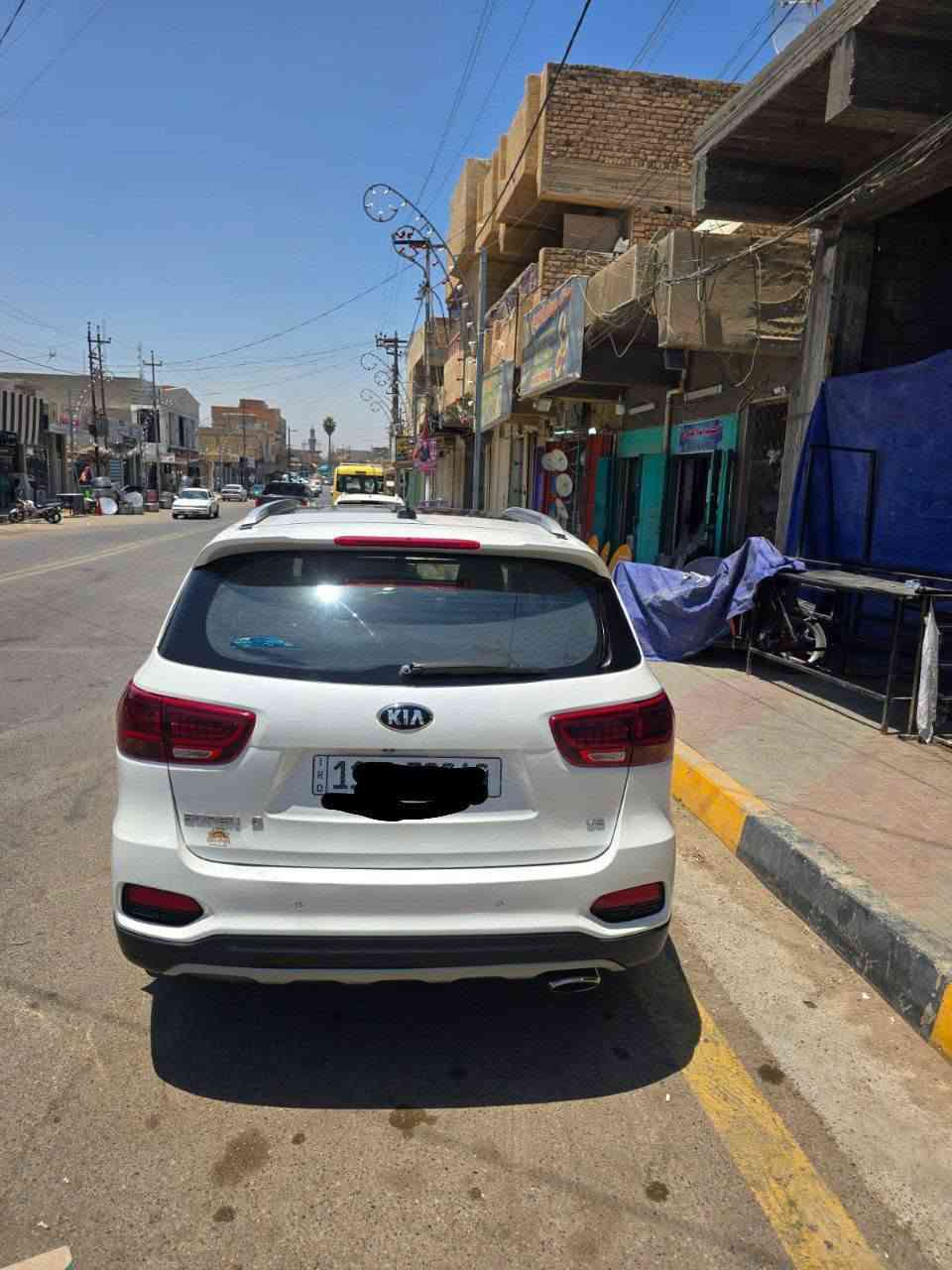 سلام عليكم 
كيا سورنتو 
موديل 2018 
وارد خليجي 
حجم محرك 3500 /6 سلندر
سبعه راكب 
بصمه بنوراما 
 قياده ذاتيه 
رقم بغداد دولي 
السعر 235 وبيها مجال 
‏‪العنوان صلاح الدين /قضاء بلد 
‏‪***********‬‏
