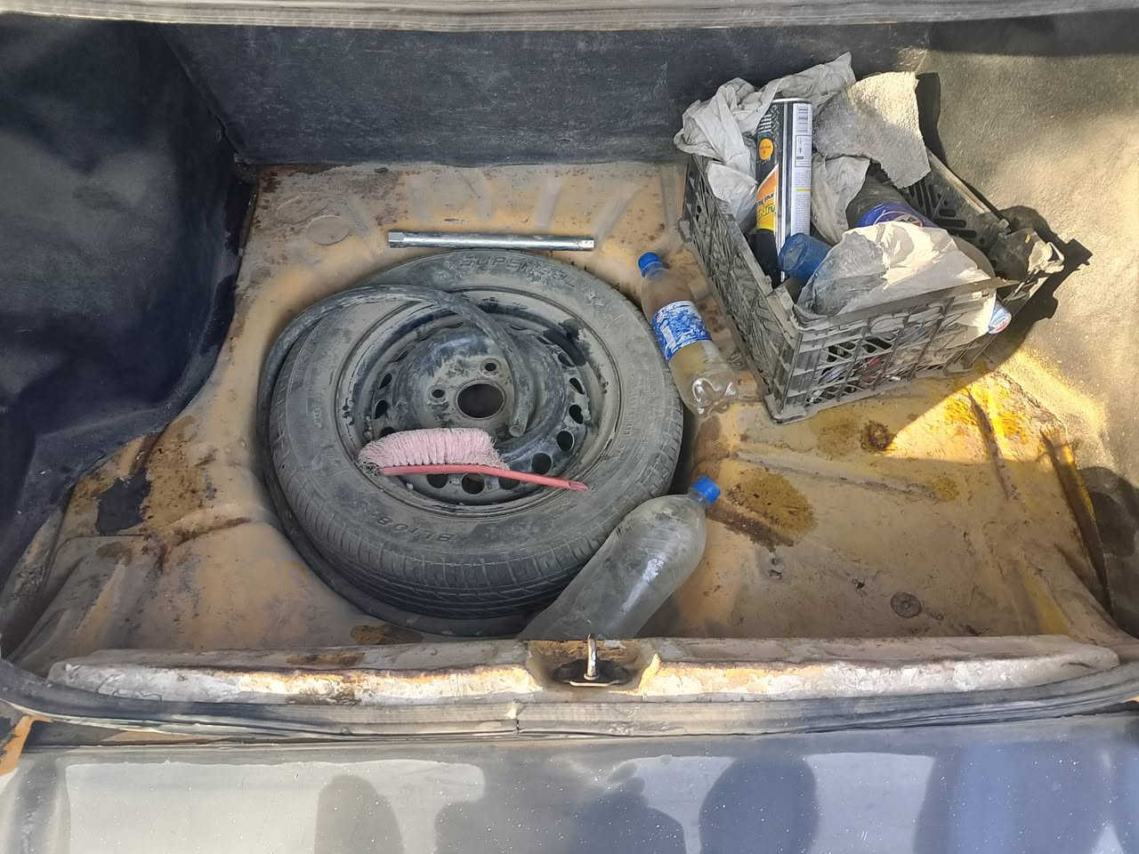 السلام عليكم موديل 2012 الاتصال ع الرقم ***********والسعر 32
