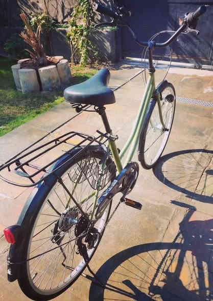 باسكل البيع حجم 26 نضافه 90.100
كير 7 نمر كله شغاله حساس امامي شغال 
تخم تايرات جدد
تخم جوابه جدد
لونه مميز سمنتي او زيتوني 
باسكل كلش نضيف وحلوه مابي اي نقص كله شغال سعر 160 وبي مجال مكاني بغداد ابو غريب واتساب *********** 
* الموشراي لا يكسر سعره.
