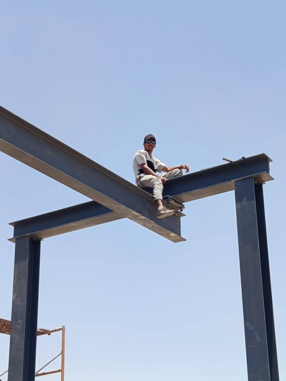 Art – حدادة متنقلة📍 شارع الوفود
📞 ***********

• شغل حدادة عامّة
• سقائف – أبواب – شبابيك
• تغليف سندويج بنل
• صيانة وتعمير أبواب
• صبغ ومعجون حديد متضرر
• لحام: صيني – هيدروجين – ستانلس
• قص شيلمان وبوريات بكل الأحجام

✅ شغل نظيف
✅ أسعار تناسب الجميع
📞 ***********
