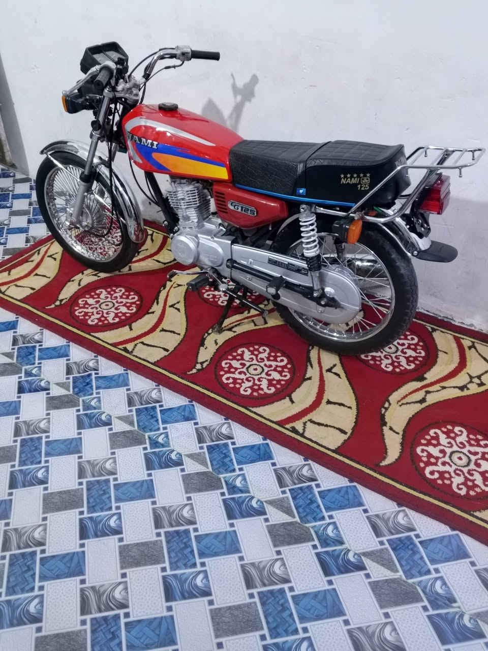 السلام عليكم دراجه سيجي نامه للبيع رقم وسنويه موديل 21 طالع ب 22 كفاله عامه كله شغاله تحويل تاني يوم السعر مليون و 550 وبيه مجال قليل مكاني بالزبير الشراي يتصل ***********
