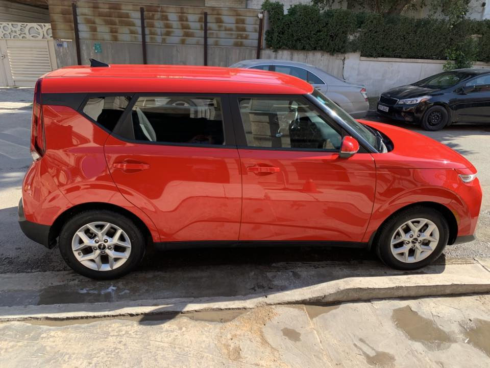 سلام عليكم كيا سول موديل 2022 وارد كندي ماشية 28500 كيلو حادث جاملغ فقط ومبدل نفس الون بيه بارد بسيط باب سايق وباب الخلفي مابيه اي صبغ 
محرك 2000 دوش 
السيارة مابيه اي نقص نظافة اخت زيرو 
موصفات 
ويل كب    تحديد مسار    رادار امامي    كشنات تدفئة ستيرن تدفئه   نقطه عمياء   كروز سرعة.  شاشه.  وكامرة دواره اوتو بريك 
السعر 14500$ بيه مجال جدا بسيط 
متواجد بغداد الكرادة 
***********
