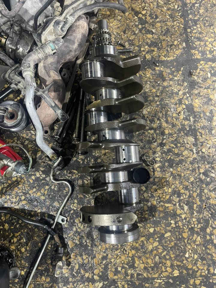 محرك سوبر وعادي كامل مال فوك
موجود عادي وموجود سوبر 
اي شي تريد كورات سلندر 
اتصل موجودات حالياً بأربيل 
***********
