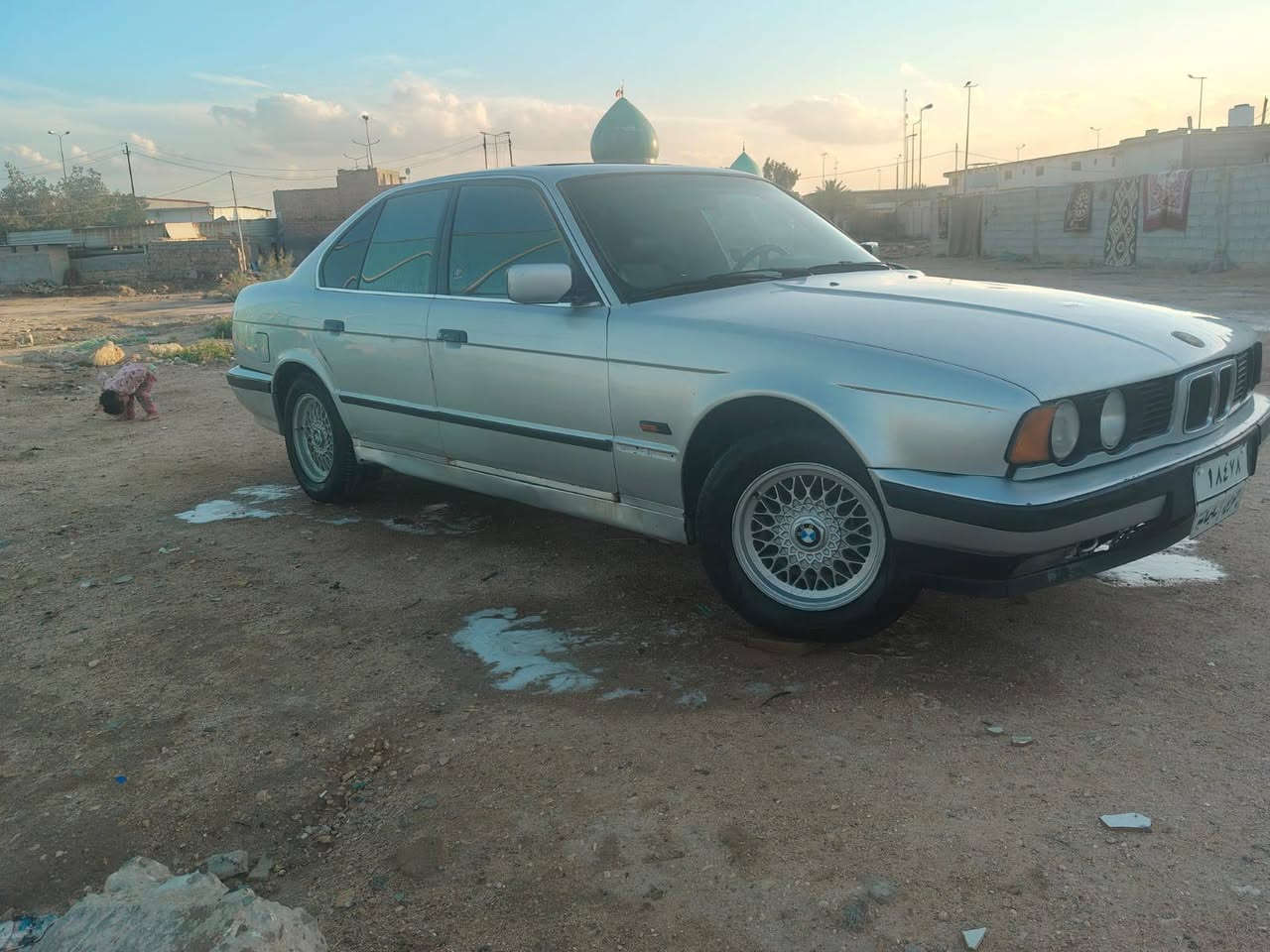 سلام عليكم اخوان سياره بيم جاهزه موديل ٩٠ مكان كربلاء السعر ٤٢ وبيه مجال سياره مصبوغ عام سياره جاهزه  مراوس اب اقل ترهم ***********
