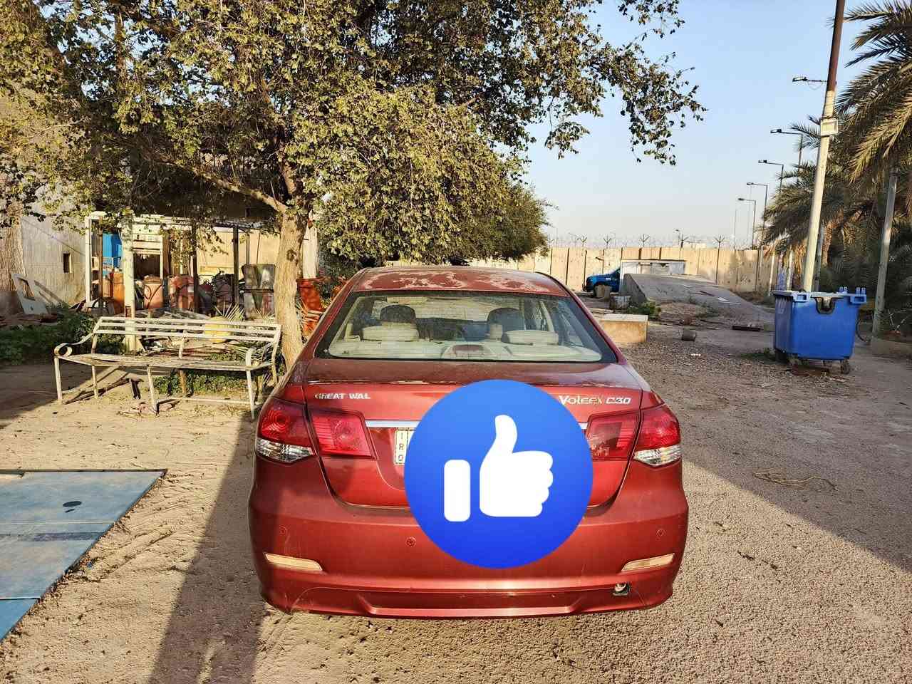 سلام عليكم كريت فولكس موديل 12مكينه كورولا كير عادي مكفوله من تبديل سنوية جديده هزه جديد رقمه بغداد انكليزي تحويل مباشرة سعره 42 بيه مجال قليل سيارة على بلاده بيه جراد قمارة وبنيد وصندك بيه ذيول خياسات شوي بل بديه القمارة من سفيفة جامة هم بيه خياسه سيارة حلوه نعامه بس يردله شوي ترتيب مكاني بغداد الشعب هاتف ***********
