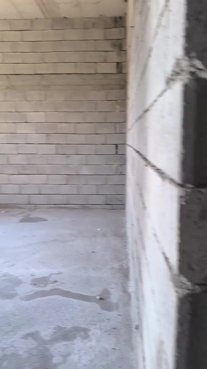 ن فله ٤٠٠ متر زراعي  ٥٥ خلف بانزيخانت الشمس ركن بيه ٥ غرف نوم + استقبل ١٠ أمتار وصحيات وغرف نوم ظيوف سعر ٩٥ مليون ***********
