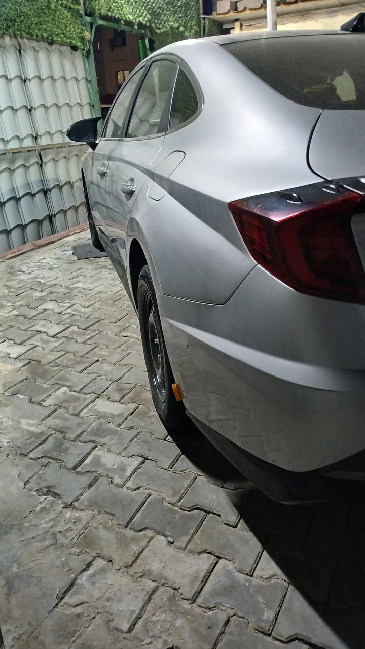 سلام عليكم البيع سوناته شكل جديد موديل 2023 موصفات سياره فول كشنات جلد كشنات تبريد تدفى خلفي أمامي تشغيل عن بعد تمشي بل بصمه عن بعد كامرات ٣٩٠ درجه تبريد قطعتين فتحه بنرامه رادار شاشه كبيره كير دكمه ٩ نمره ويه بك ماشيه ٢٨ حقيقي رقم سياره بغداد تحويل ثاني يوم ملا حضه سبير ما نازل عنوان شقق طالبيه *********** صاحب سياره سعر سياره ٢٢٥ ما عده كماليات
