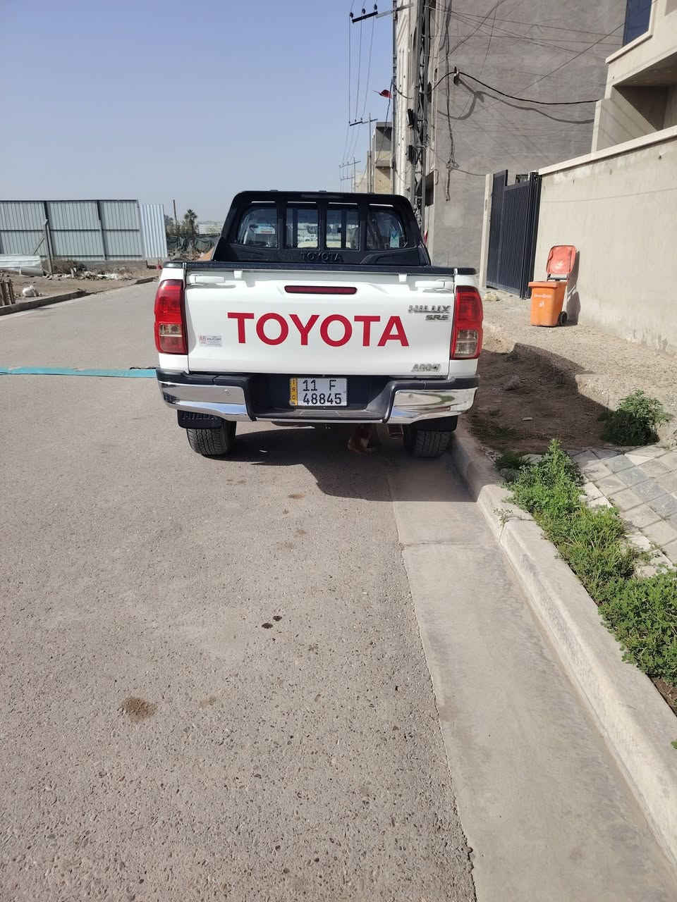 سلام عليكم بيكم فور ويل موديل ٢٠١٨ شركة ساز ماشيه ٩٧ رقم بغداد انكليزي السونار موجود مكان السياره بغداد الدوره ***********
