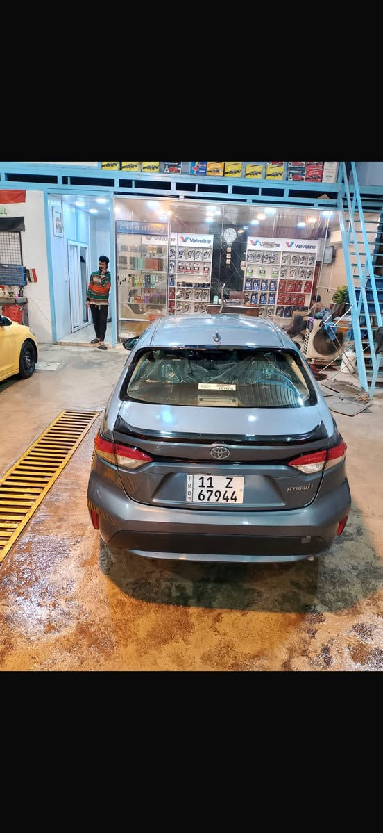 اقره تفاصيل سياره كامل حتى تفتهم شبيه سياره
كورلا 2022 هايبرد رقم بغداد دولي هزه وسنويه وارقام جدد باسمي شخصيا
حادث سياره جاملغ وبنيد يسره وجاملغ خلفي يسره 
السونار منشور ويه صور 
ملاحظة 
(تبديل ربع الأول من شاصي اليسره نفس لون) 
لغود مكفوله شاصي الايمن فقط تعديل بدون معجون ولا لحيم 
تكم داخليه تكم خارجيه وقماره مكفوله
 
ابيع صبغ حزام بس هيه مو حزام 
السيارة جديدة بعده 
كير ومكينه وصدر وتبريد مكفولات 
المواصفات 
بصمه
شاشه جبيره وكامره خلفيه 
ورادار امامي وتحديد مسار وتوقف ذاتي 
لايت زنون ولدات اماميه 
تخم تاير ويل كب جديد
سياره جاهزه مابيه نقص 
مكانه بغداد مدينة صدر  
125 وبيها مجال بسيط
***********
