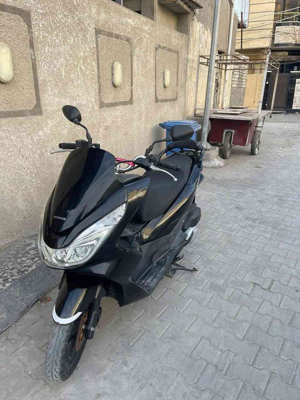 السلام عليكم بي سي اكس ياباني جي إف ١١ رقم دراجه مواصفات فول بعدها بحاله الوكاله صالنصتها رياضي  فقط تجوه مَوِ໑ وياها السعر ١٦ وبيها مجال شي قليل عنواني بغداد الجديده الرقم ***********
