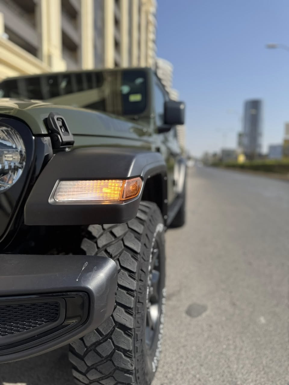 جيب رانكلير 🔅🔅🔅
موديل 2021 💥💥
فئة  willys sport 
🛞4 wheel drive 
⛓️⚙️4 doors
نظافة سيارة كلين تايتل ( مكفول كفالة عامة )💎
سنوية و هزة جديدة و جام مظلل 8️⃣0️⃣ %
سعر 28,500$ )٢٨٥ ورقة💵💵
بيع مستعجل 
و مباشرةً يحول على اسم المشتري 
استفسار او تواصل مع مالك السيارة 
*********** واتساب او sms
