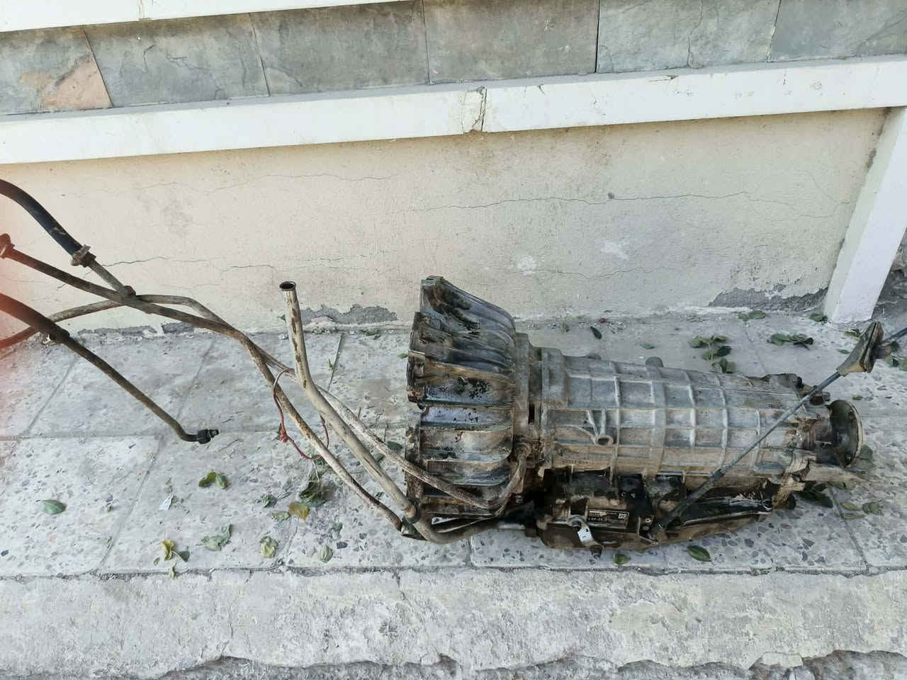 سلام عليكم كير بي ام 35 لا مصلح ولا مفتوح وشرط الشغل 7 بن السعر 3 اوراق ونص كامل بواري التبريد مال الكير والتورباين وقامجي النمر عنوان بغداد الري وره البياع ***********
