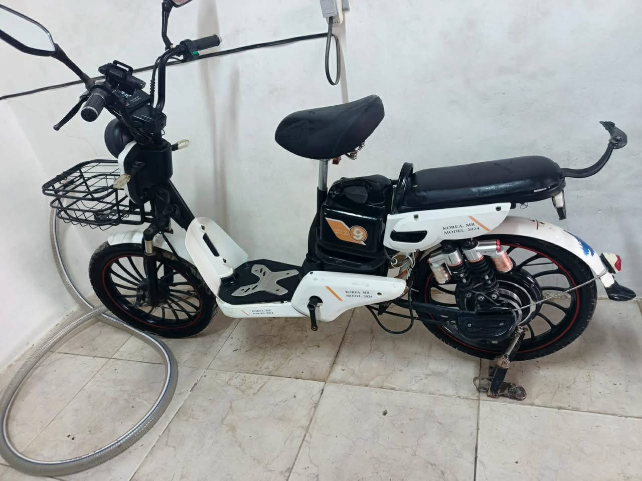 للبيع موديل ٢٤
كله شغال نضافه فول 

السعر ٣٢٥ للاستفسار ***********
