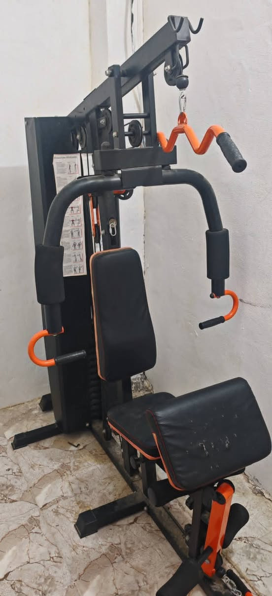 السلام عليكم
جهاز ملتي جيم تمارين عديدة . مستخدم
 سعر الشراء 700الف سعر البيع 350الف قفل
عنوان الجهاز موصل ***********
