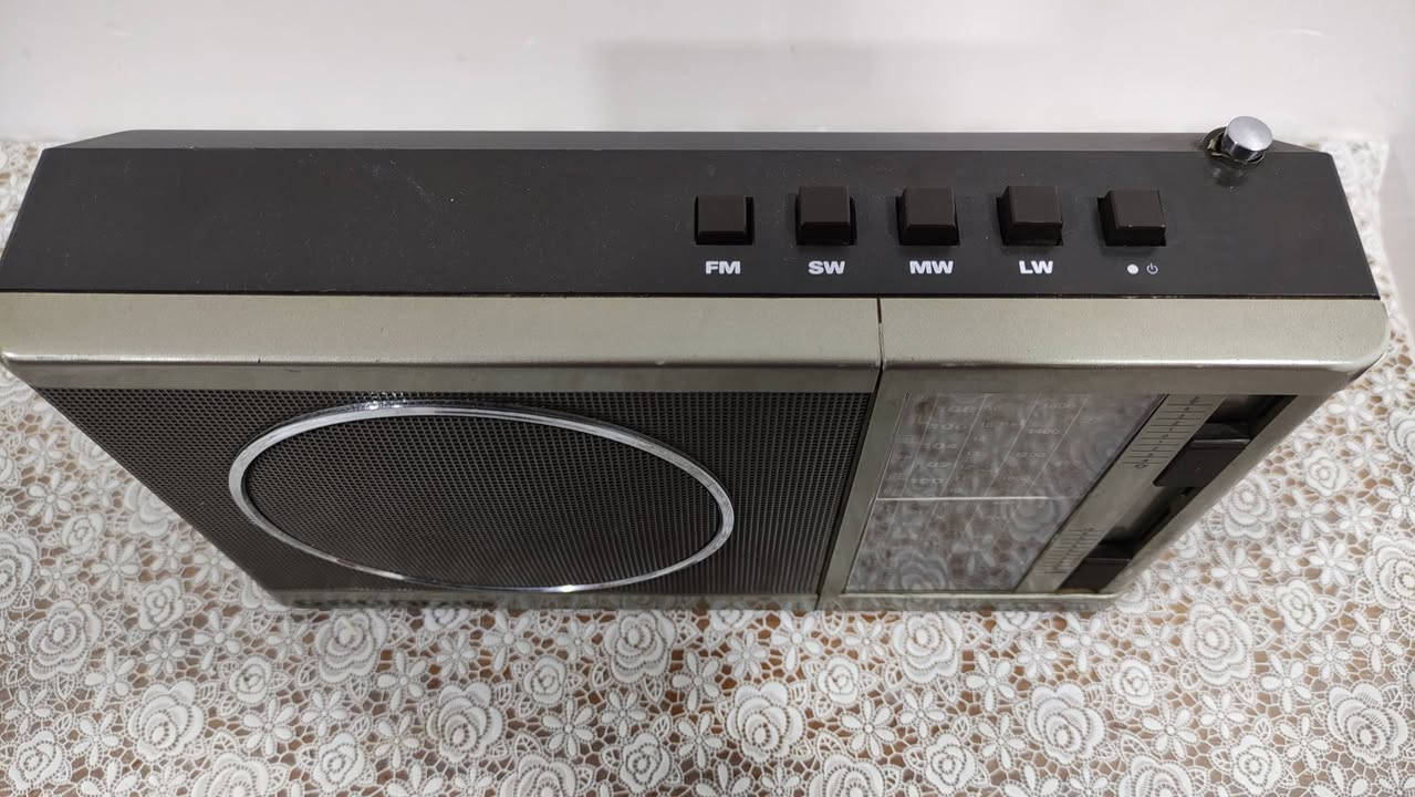 35 الف كروندك 4 موجات شغالة


**إذا كنت صاحب هذا الإعلان وتريد حذفه لأي سبب، رجاءا أرسل رسالة إلى الدعم الفني**