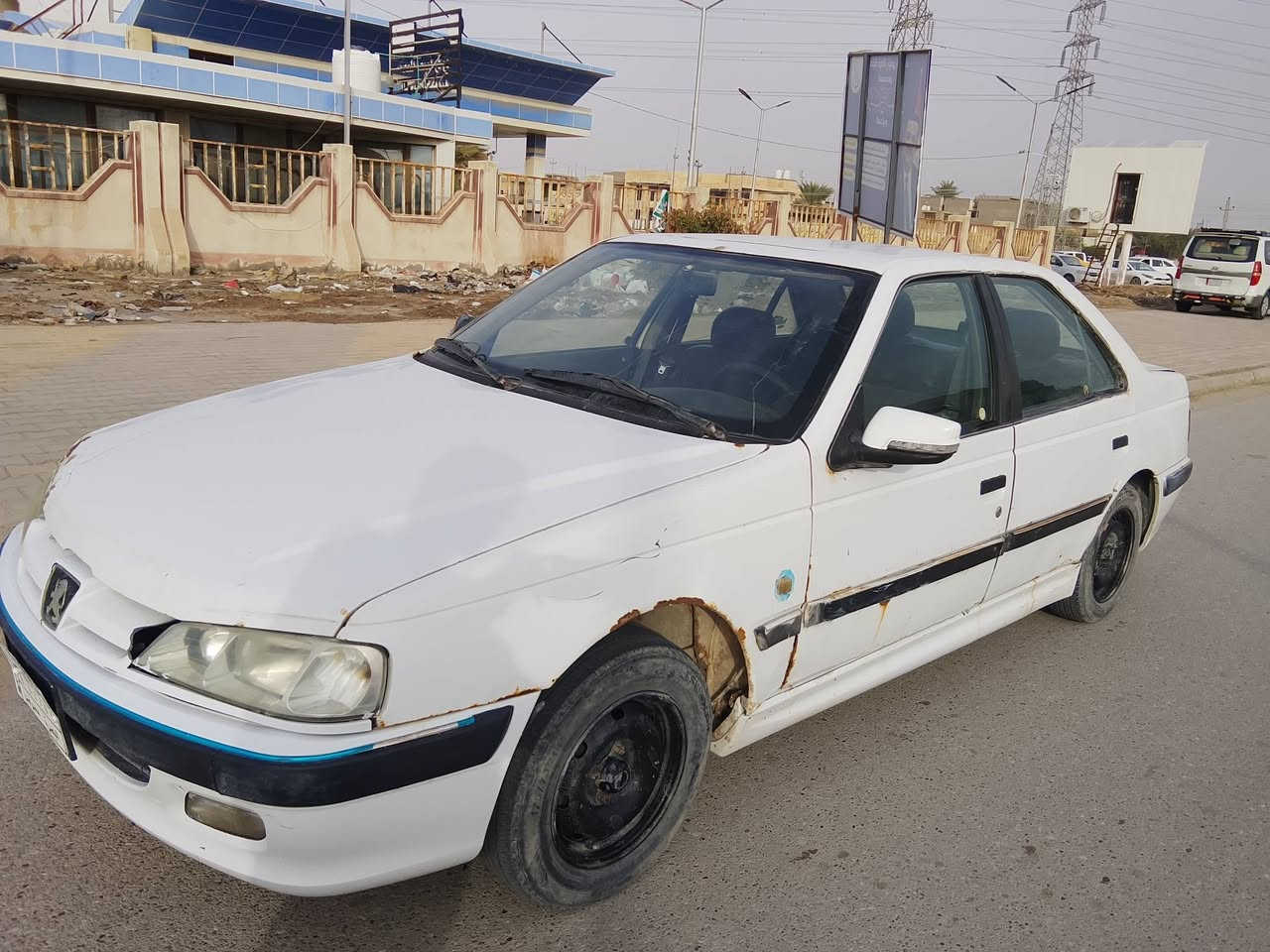 بيجو بارص ٢٠١٢ سنوية لل٢٠٢٧ السيارة خير من الله راعيها بالرميثة يداور شوكت ما تريد السعر ٢٨ وبيها مجال  مكانها السماوة 
***********
