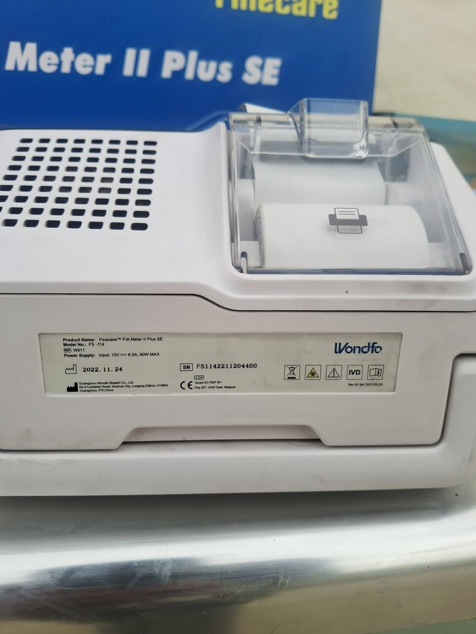 اجهزة مختبر للبيع 
مجهر وفان كير 
سعر المجهر ب 170 جديد وبيه مجال 
الفان كير سعره 550 وبيه مجال 
***********
