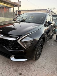 سبورتاج ٢٠٢٣ هايبرد حادث بنيد فقط بدون دواخل وبارد بل جاملغ الخلفي فقط...