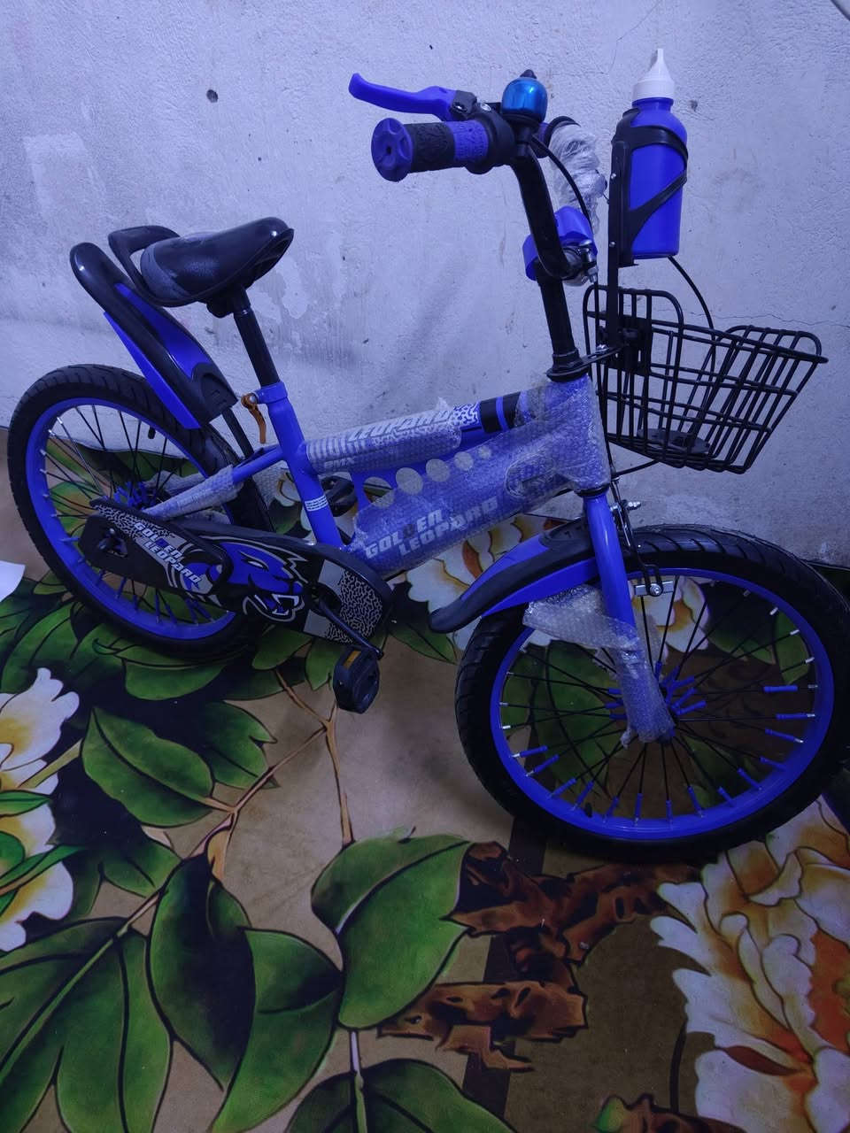 السلام عليكم بايسكل حجم20
جديد سعر 50
الاستفسار ***********
