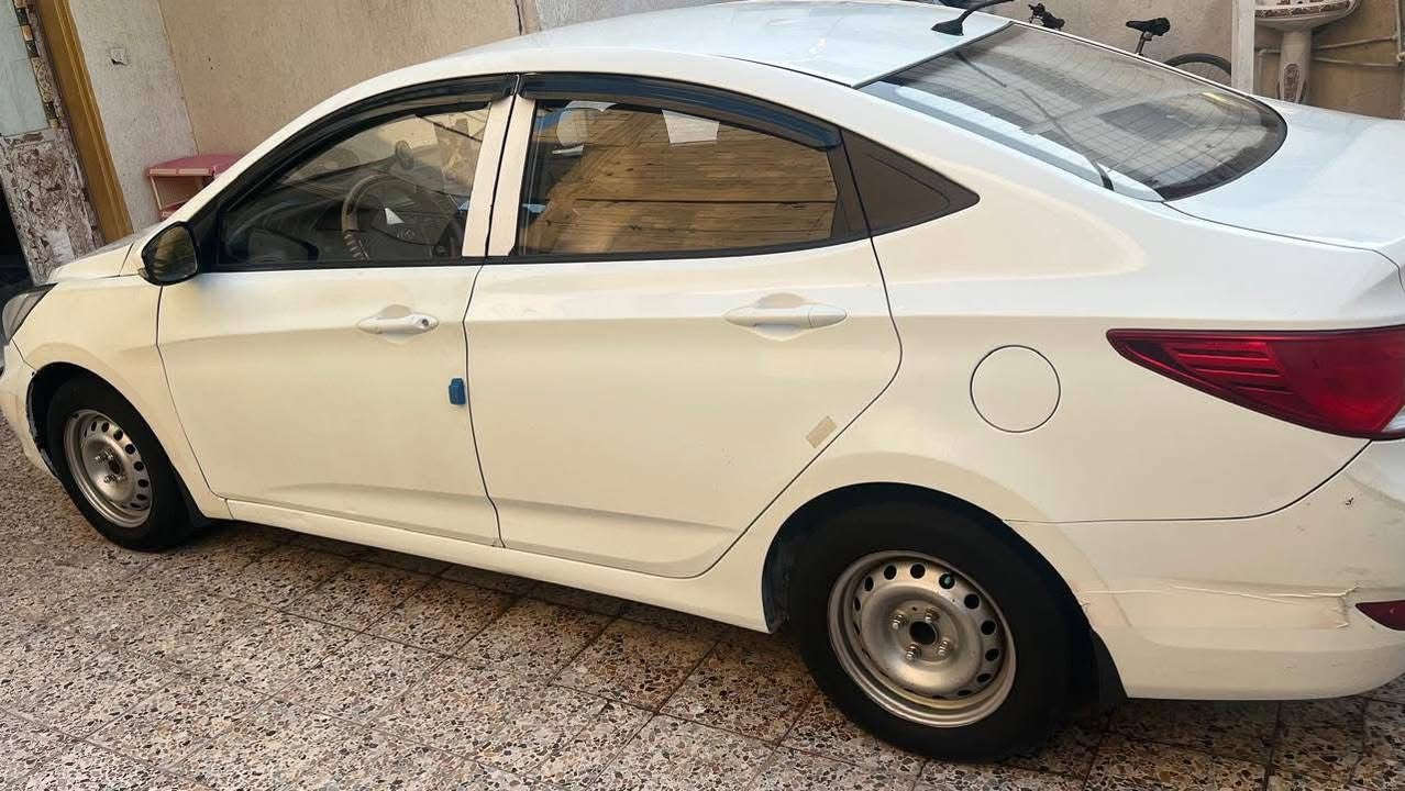 اكسنت 2016
سلام عليكم عندي اكسنت البيع موديل 2016 سياره بسمي رقم دولي جهازه من كلشي تبريد حداده تخم تاير سياره مكفوله بيه بس مدكر أمامي بدل محرك 1400السعر 88  عنواني خور الزبير رقم صاحب سياره***********
