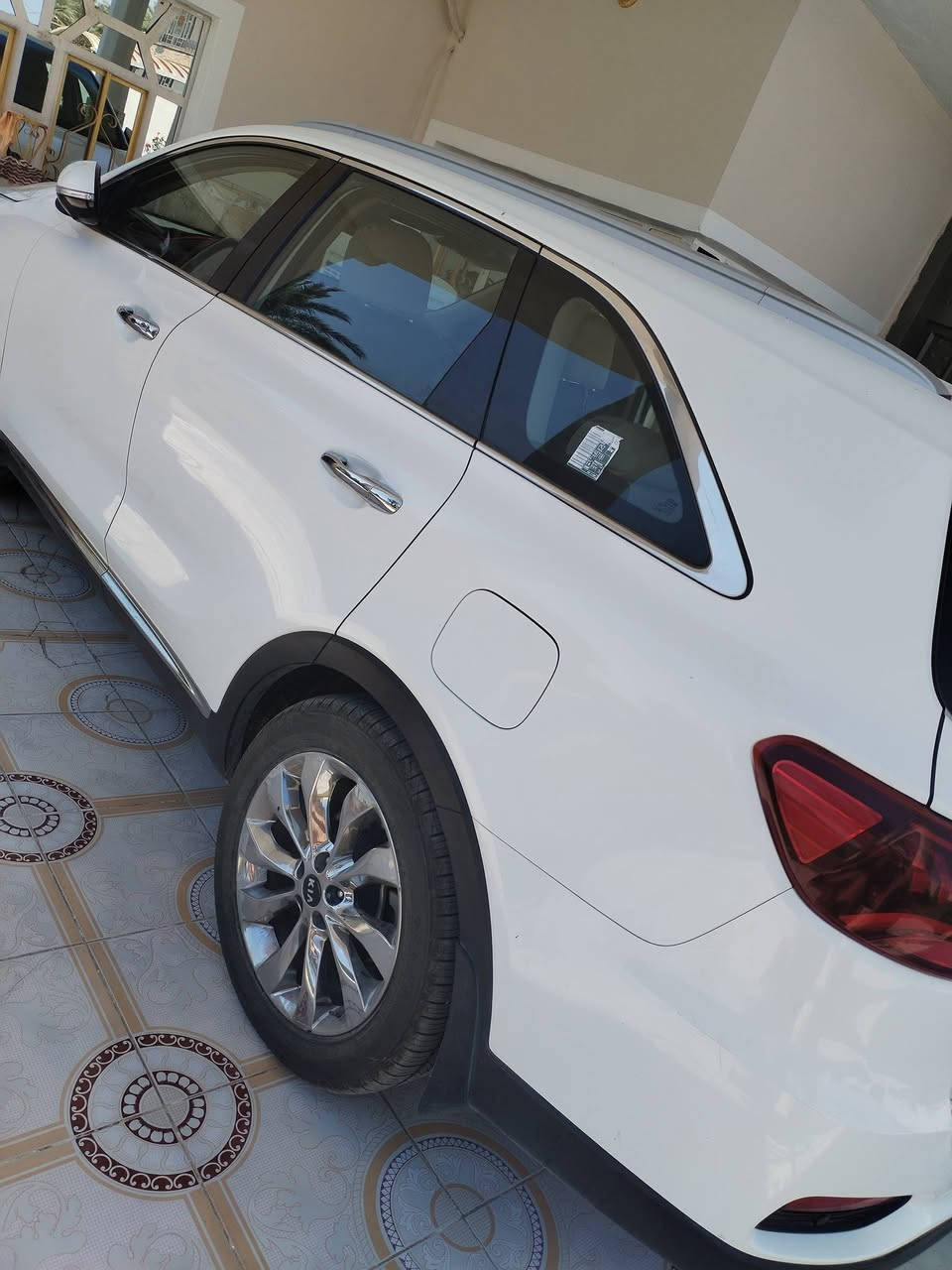 سورنتو موديل 20 رقم ديالى محرك 6 مكفوله ماشيه 91km الف رقم ديالى السعر 250  للإستفسار ***********
