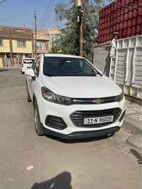 شوفر ليت تراكس2019 حلوه السياره ونضيفه سعرها102 وبيها مجال  الرقم موجو...